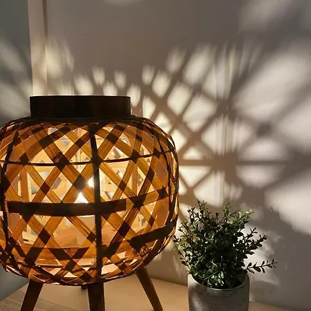 לינה וארוחת בוקר Novantuno 4*