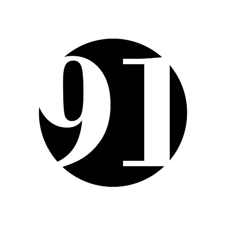 Novantuno לינה וארוחת בוקר 4*