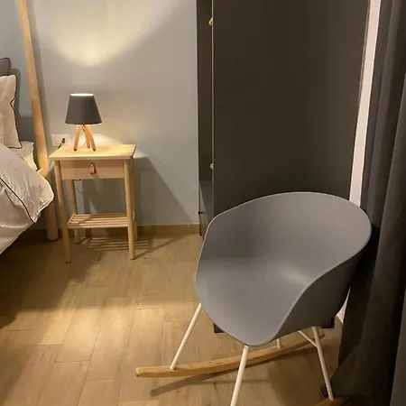 Novantuno Oda ve Kahvaltı Polignano a Mare